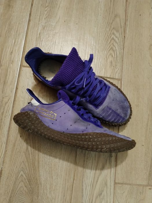 Vând adidași.ADIDAS.