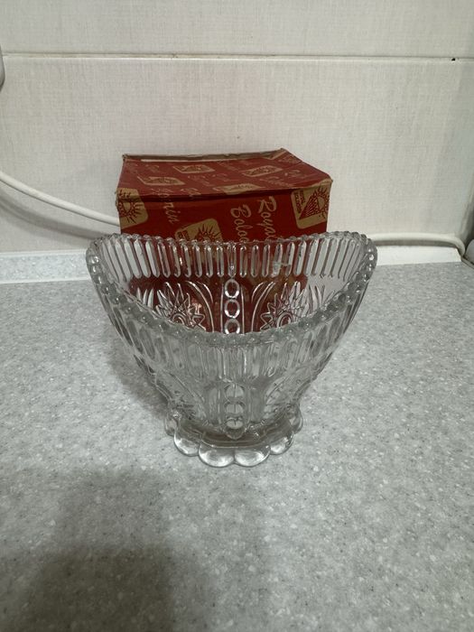 Продам конфетницы пр 300 тенге одна штука