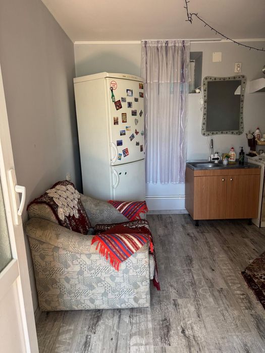 Casa de vanzare + Teren 3712mp