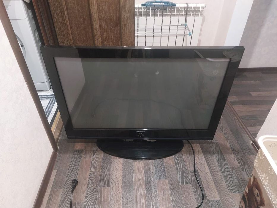 Телевизор продам