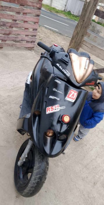 Vând/schimb malaguti f12