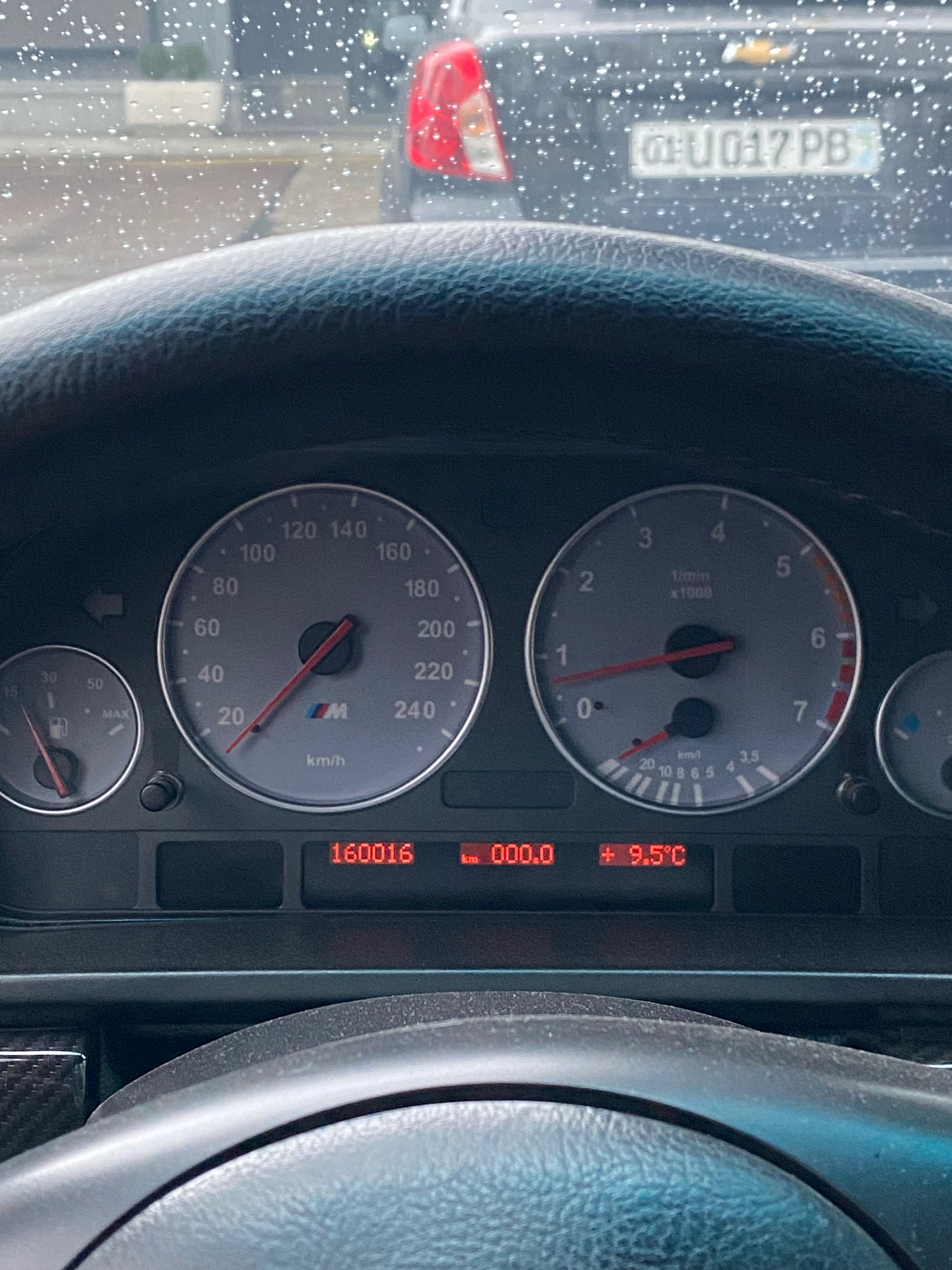 Продаётся e39 Bmw 530