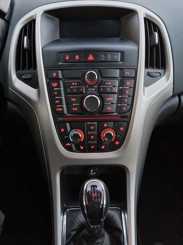 Opel Astra j 2012 1,7 cdti euro 5, distributie schimbata