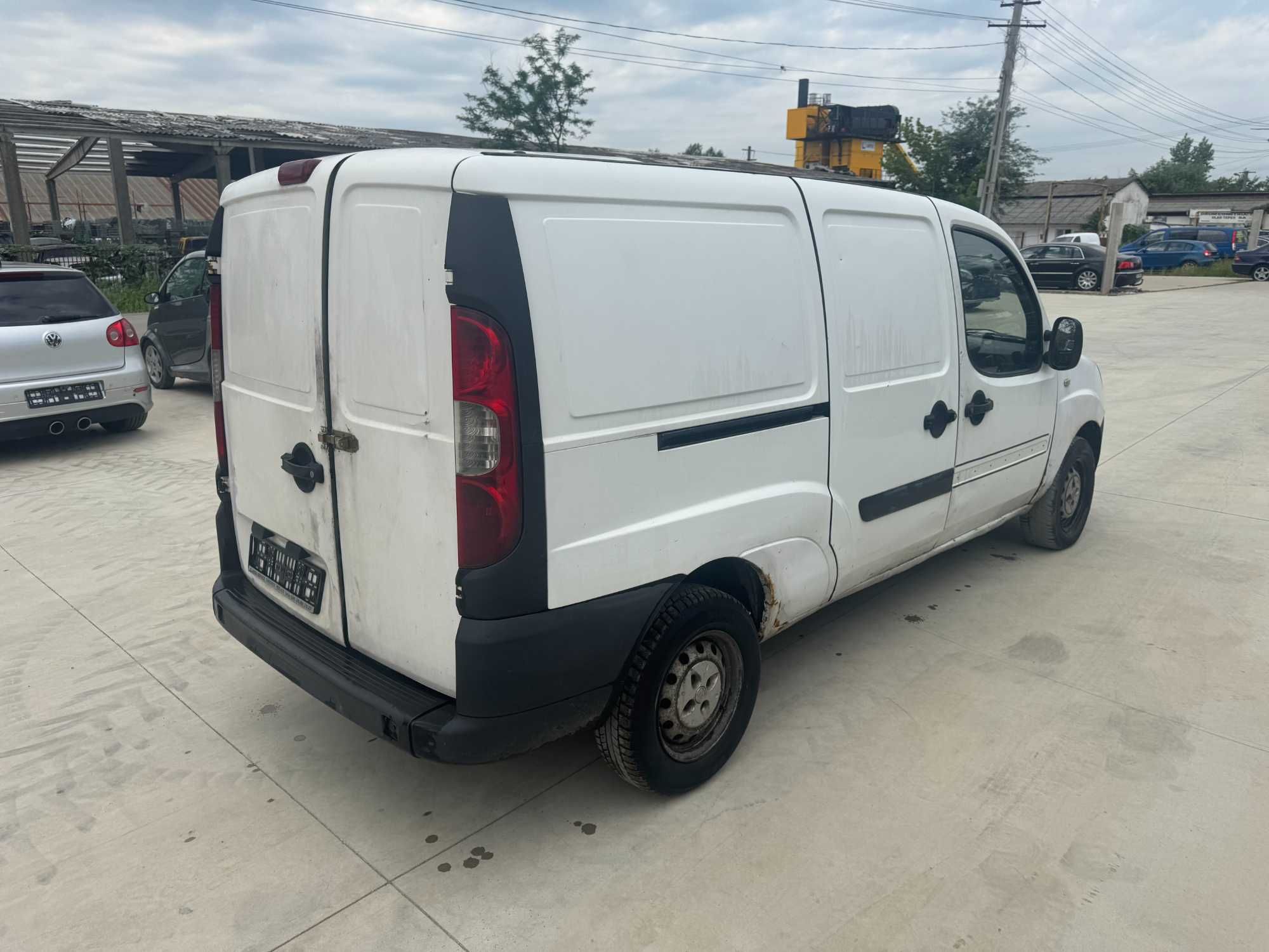 Dezmembrez Fiat Doblo 1.3 JTD