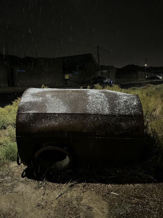 Бочка 2 тонна………….