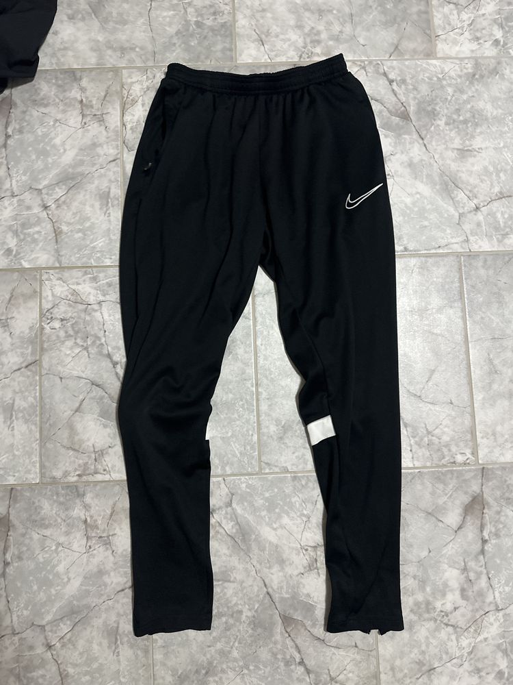 Мъжко долнище Nike