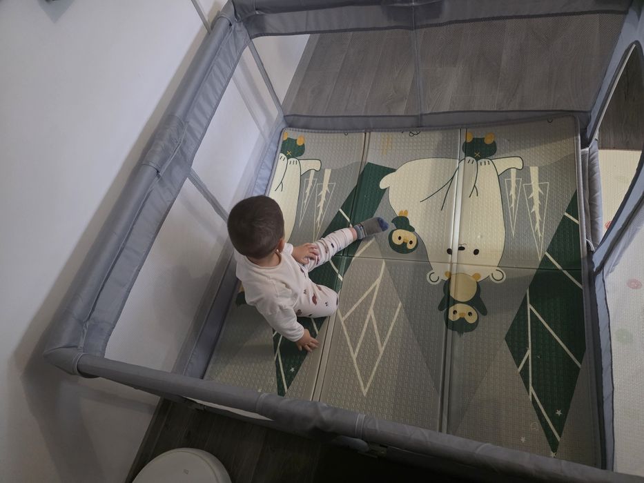 Țarc de joacă pentru copii