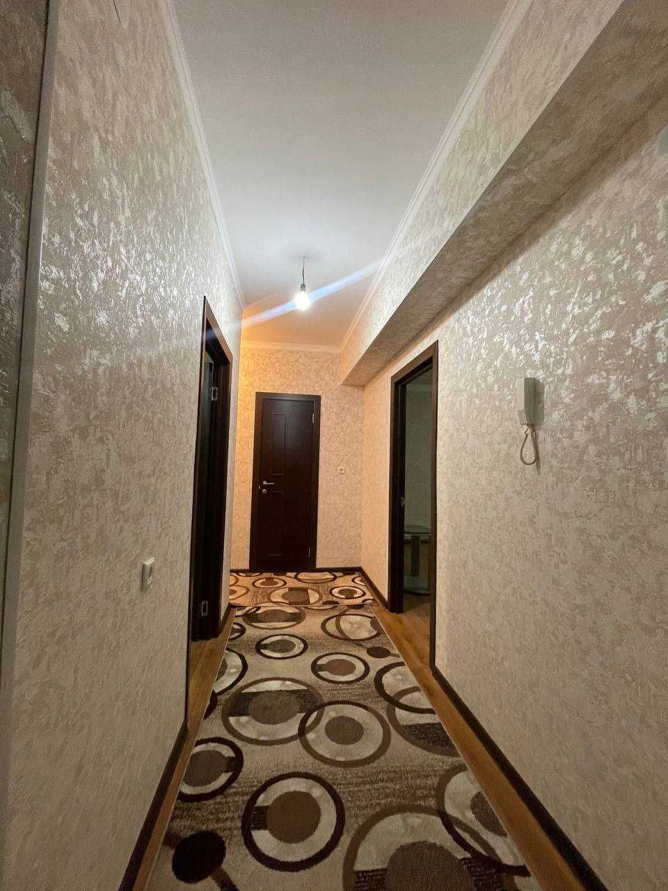 2 xonali kvartira sotiladi