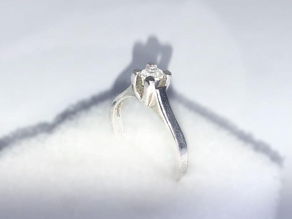 Inel Aur alb 14K diamant