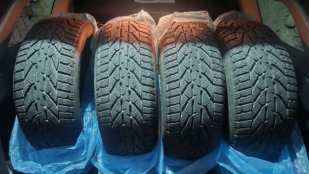 Зимни гуми 205/55 R16 - KORMORAN