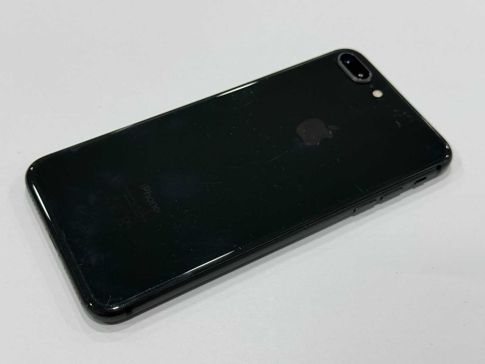 iPhone 8 Plus – 64GB