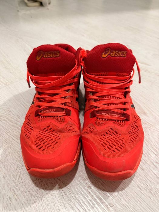 Кроссовки 42 размера