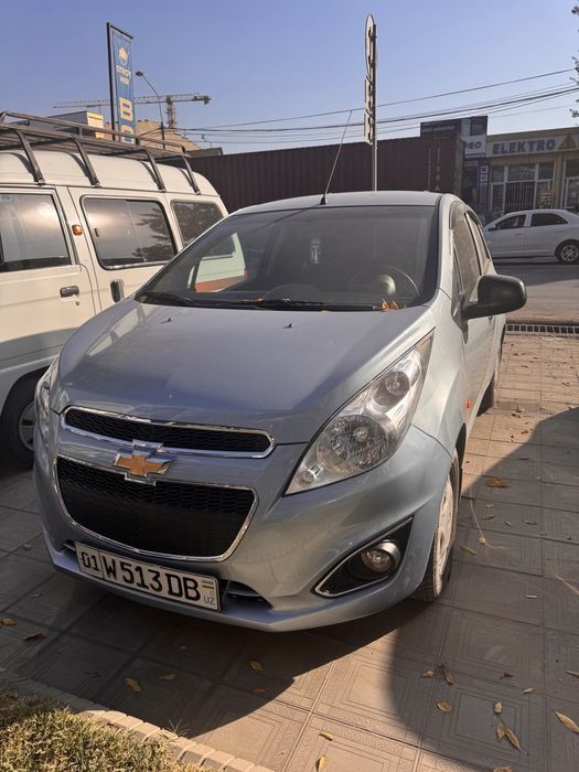 Spark ранги дельфин 2012 йил 200 000 юрган мотор 1 механика газ метан