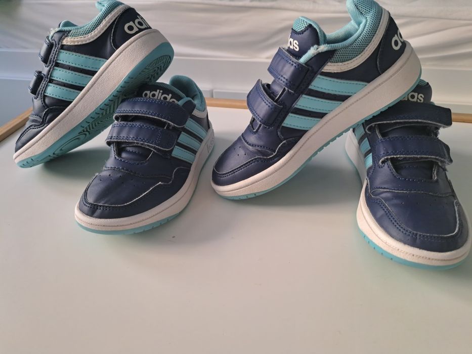 Маратонки Adidas 28 и 29 номер