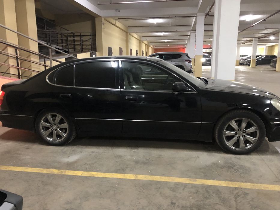 Продам диски R17 с летней резиной