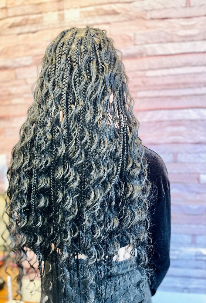 Boho braids, codite afro, par creț, box braids