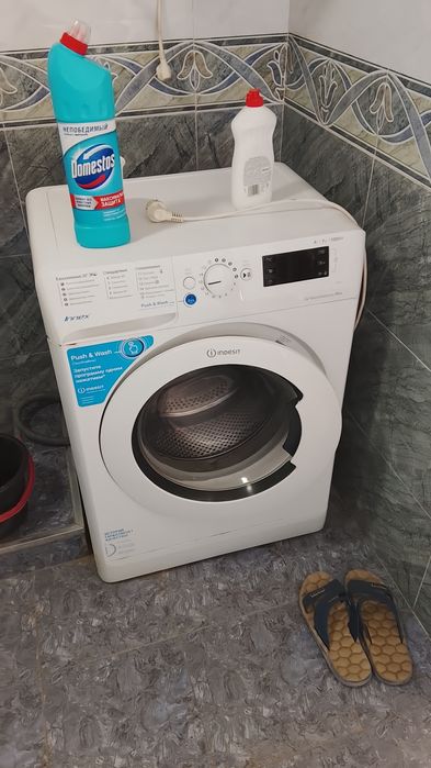 Indesit 7 kg 120$
