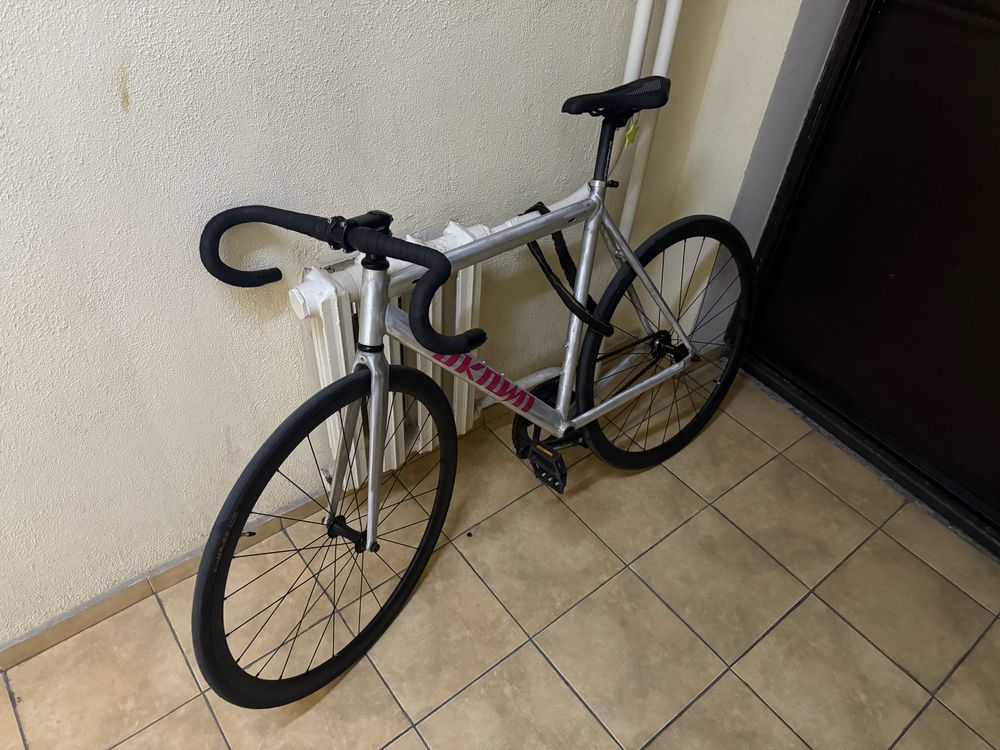 Fixed gear unknown