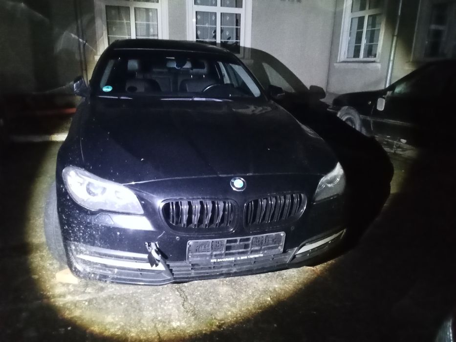 Vând BMW avariat seria 5 model 520d f10