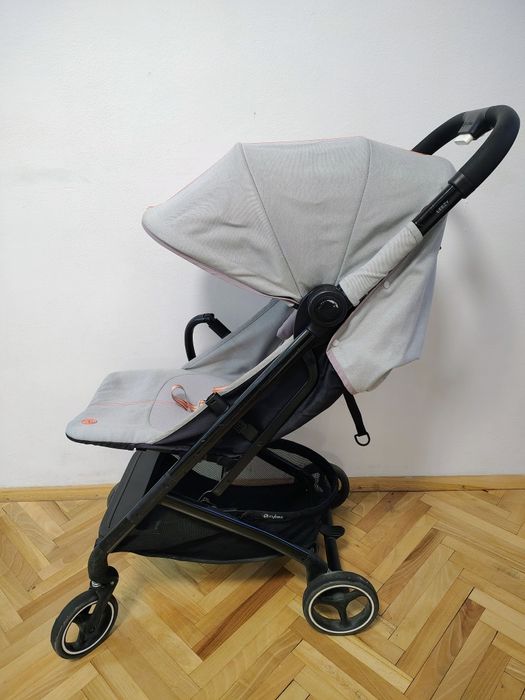 Лятна количка Cybex beezy