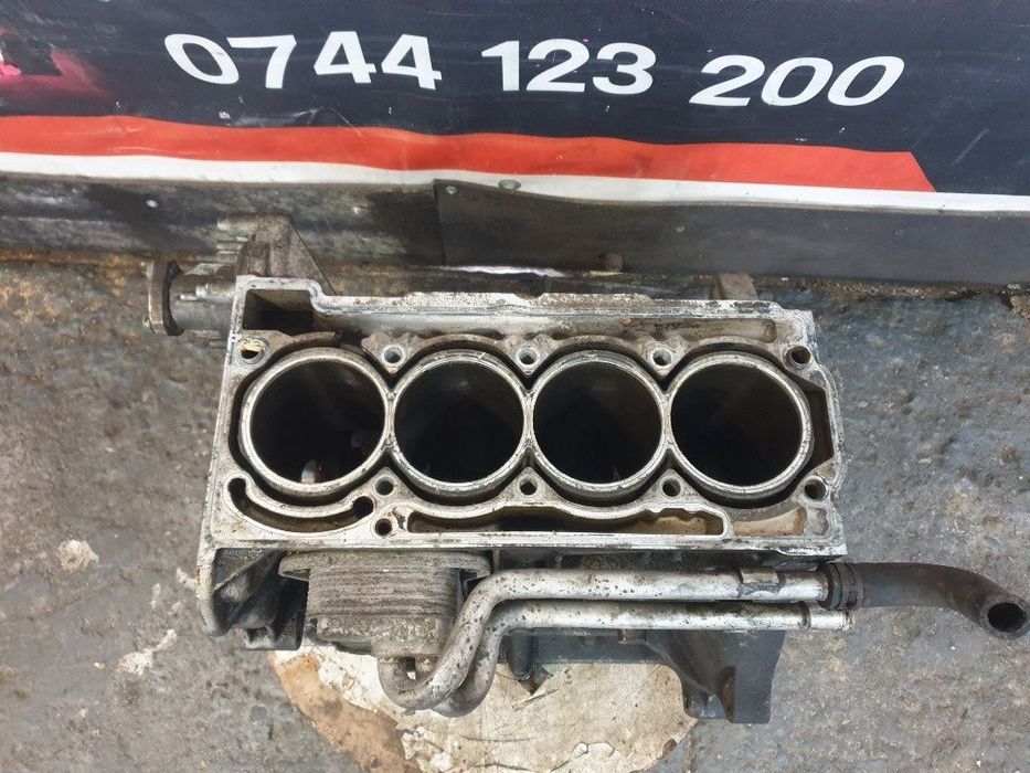 Bloc motor ambielat BAG VOLKSWAGEN GOLF V 1K1 2003 - 2009 1.6 FSI BAG, BLF, BLP  03C103019H