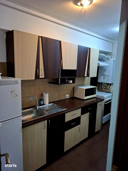 garsonieră Gavana 3 , Decomandata / Centrală , mobilată / utilată !