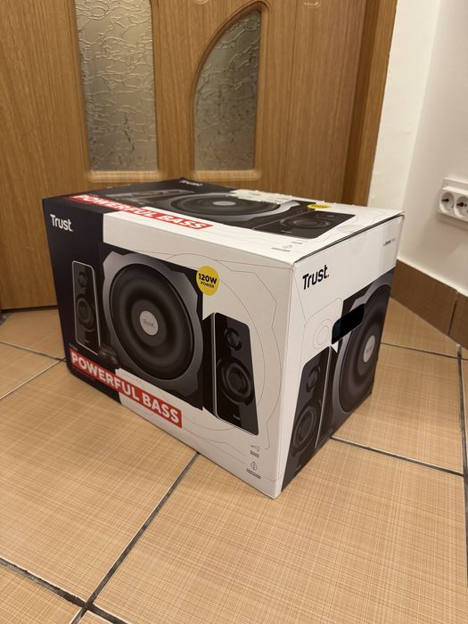 Set Boxe Trust Tytan 2.1, 120W - Noi, nefolosite!