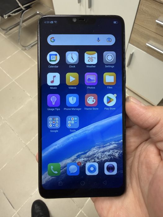 Oppo F7 4/64gb - отличен