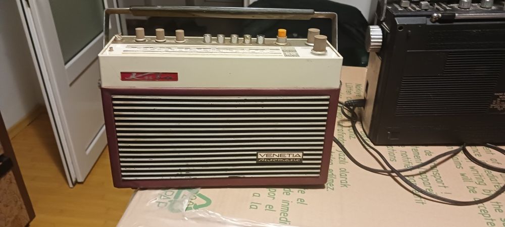 Vind radio Veneția fabricat în West Germany pt colectie