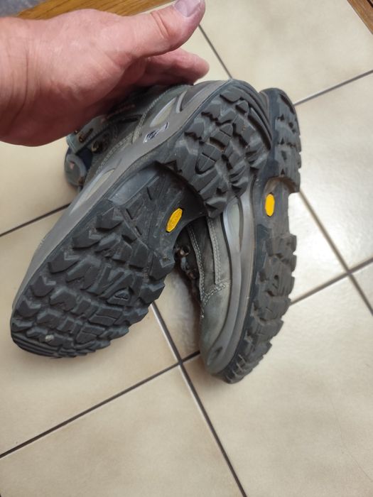 Bocanci Lowa Renegade gt 39