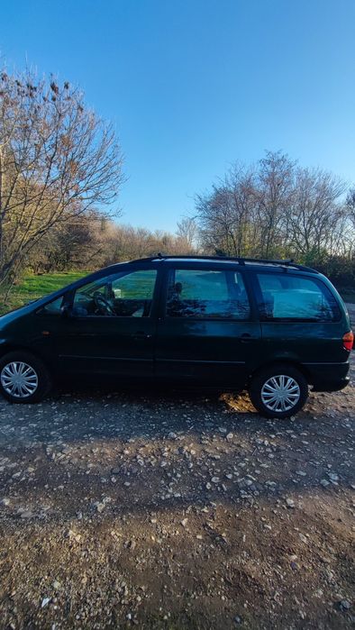 Продава се Шаран 1.9 90