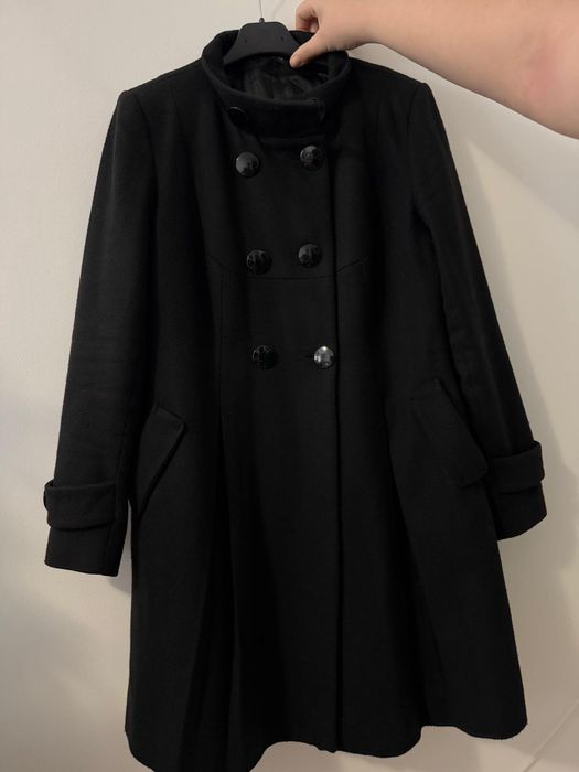 Palton negru aproape nou