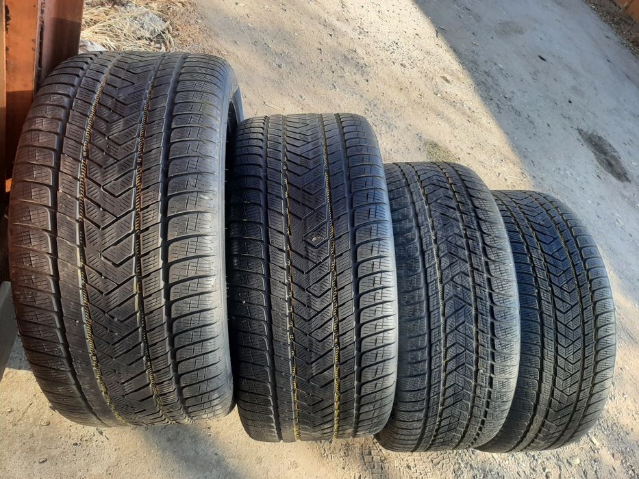 Продам шины. 325/40/22 пирелли