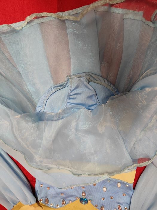 Rochie dans liric, caracter Jasmine