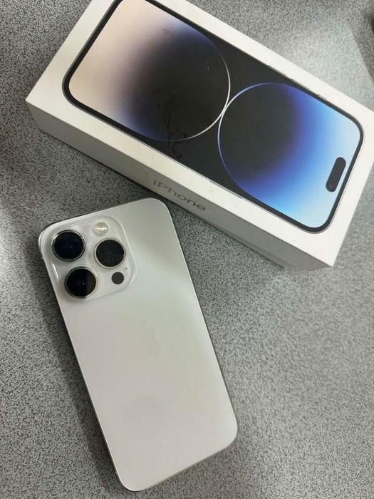 iPhone 14 Pro silver