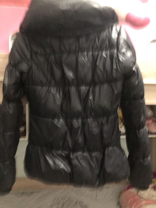 Продам куртку Moncler
