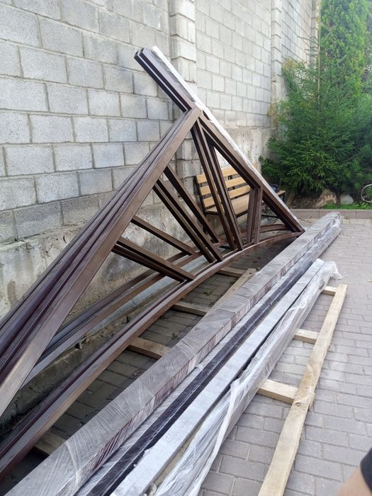 На заказ металлические фермы.