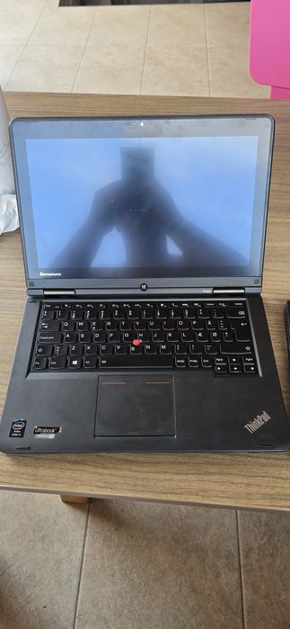 Lenovo yoga TP00062A defect