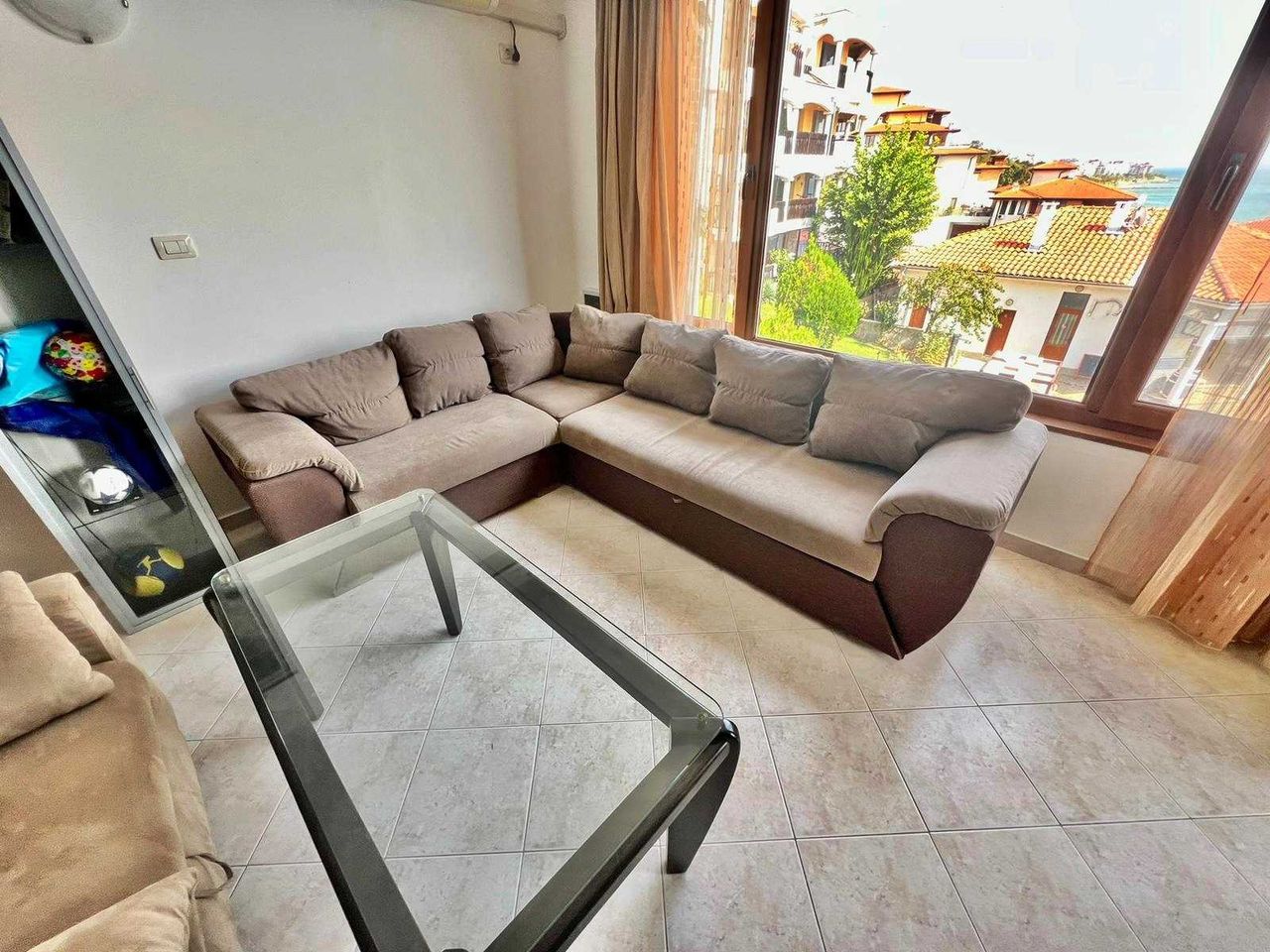 Продава се Двустаен апартамент в Свети Влас - 70 кв.м за 1543 €/кв.м - Снимка #3
