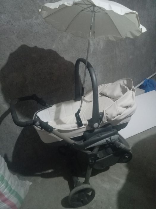 Vand caruţ copii