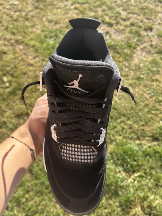 Jordan 4