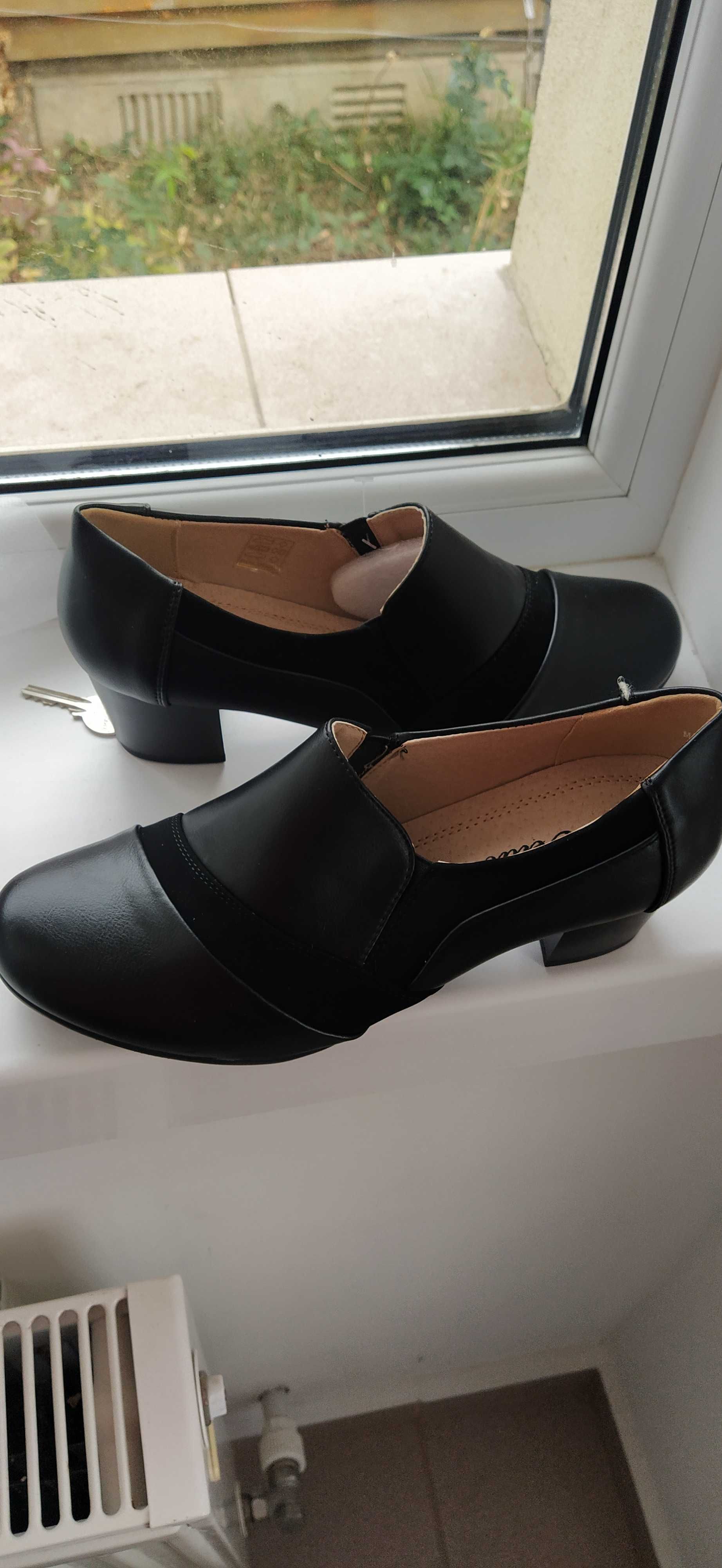 Pantofi dama Nr 41 eleganți piele neagra Weide. Noi