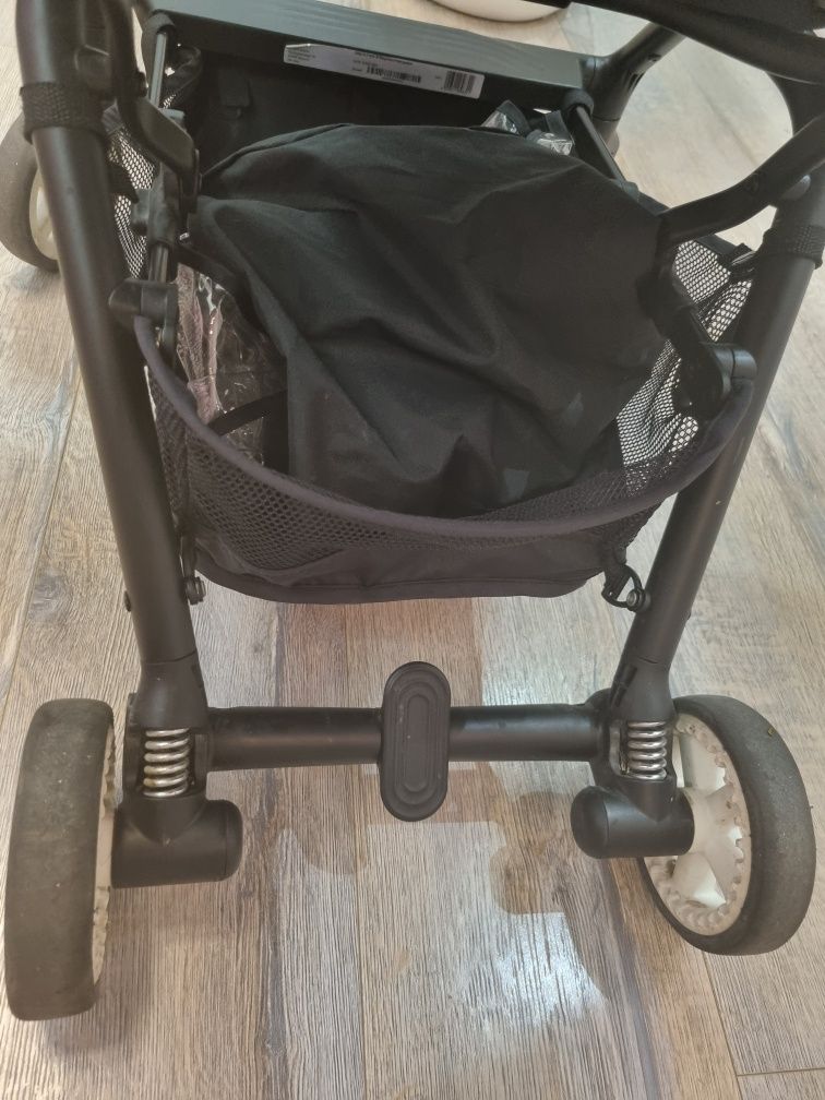 Количка Cybex Eezy S2