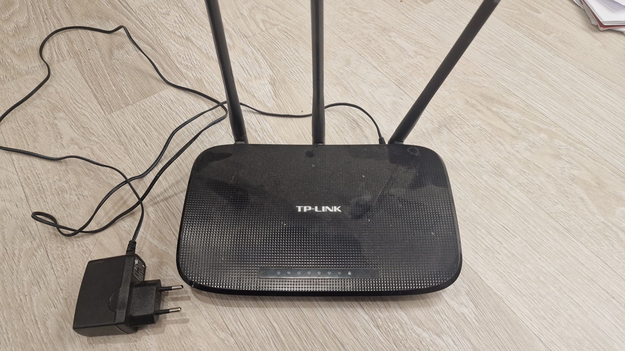 Модем / маршрутизатор TP LINK WR940N