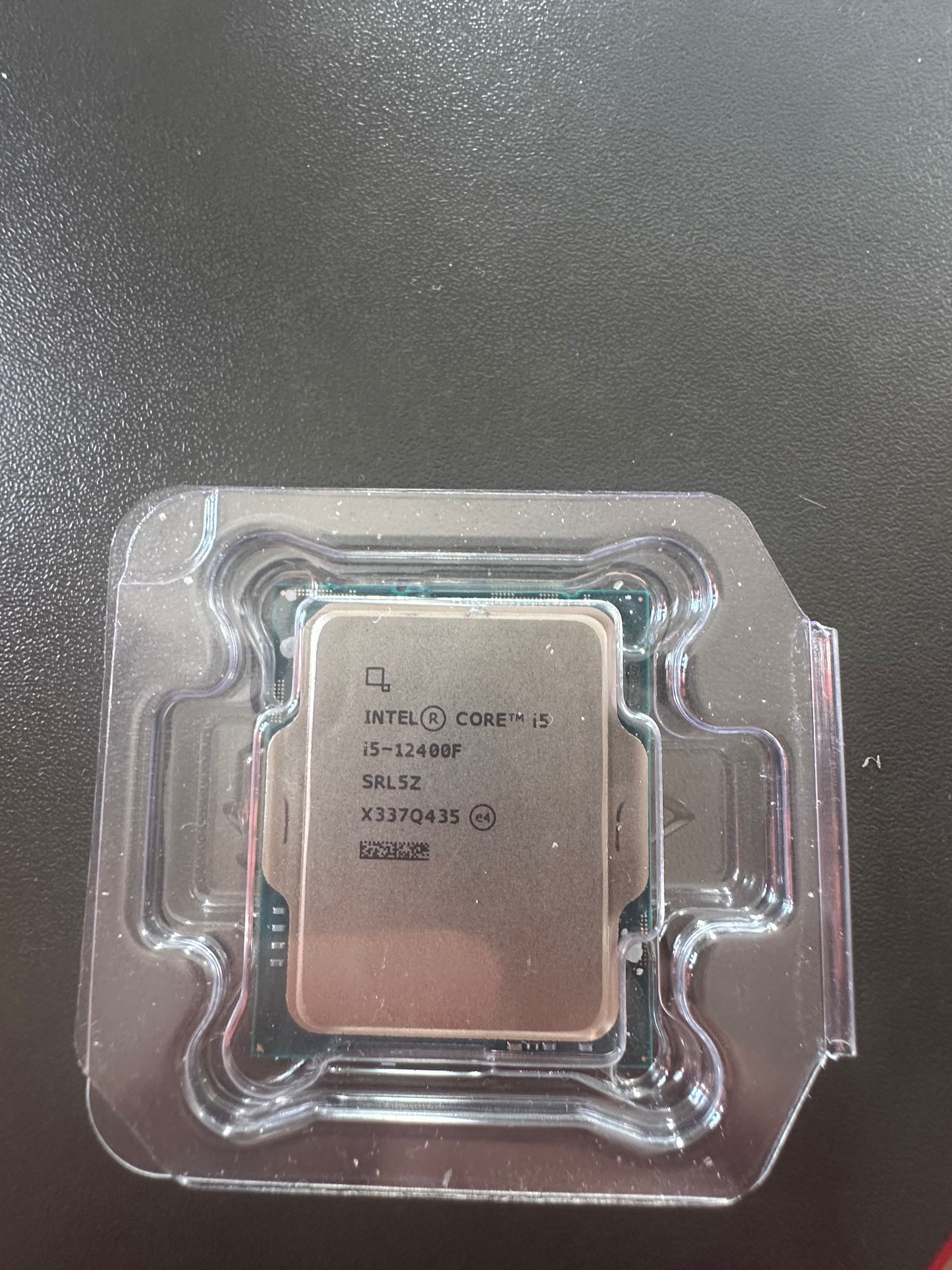 процессор i5-12400F — 6 ядер, как новый