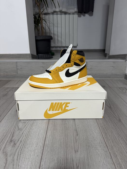 Air Jordan 1 High Og ,,Yellow Ochre’’