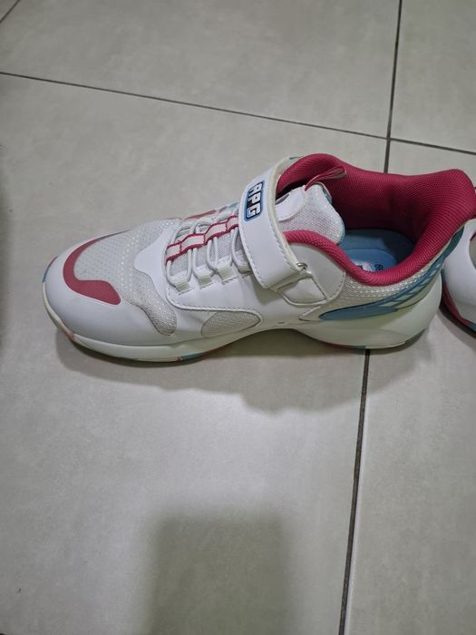 Маратонки на Анди студио