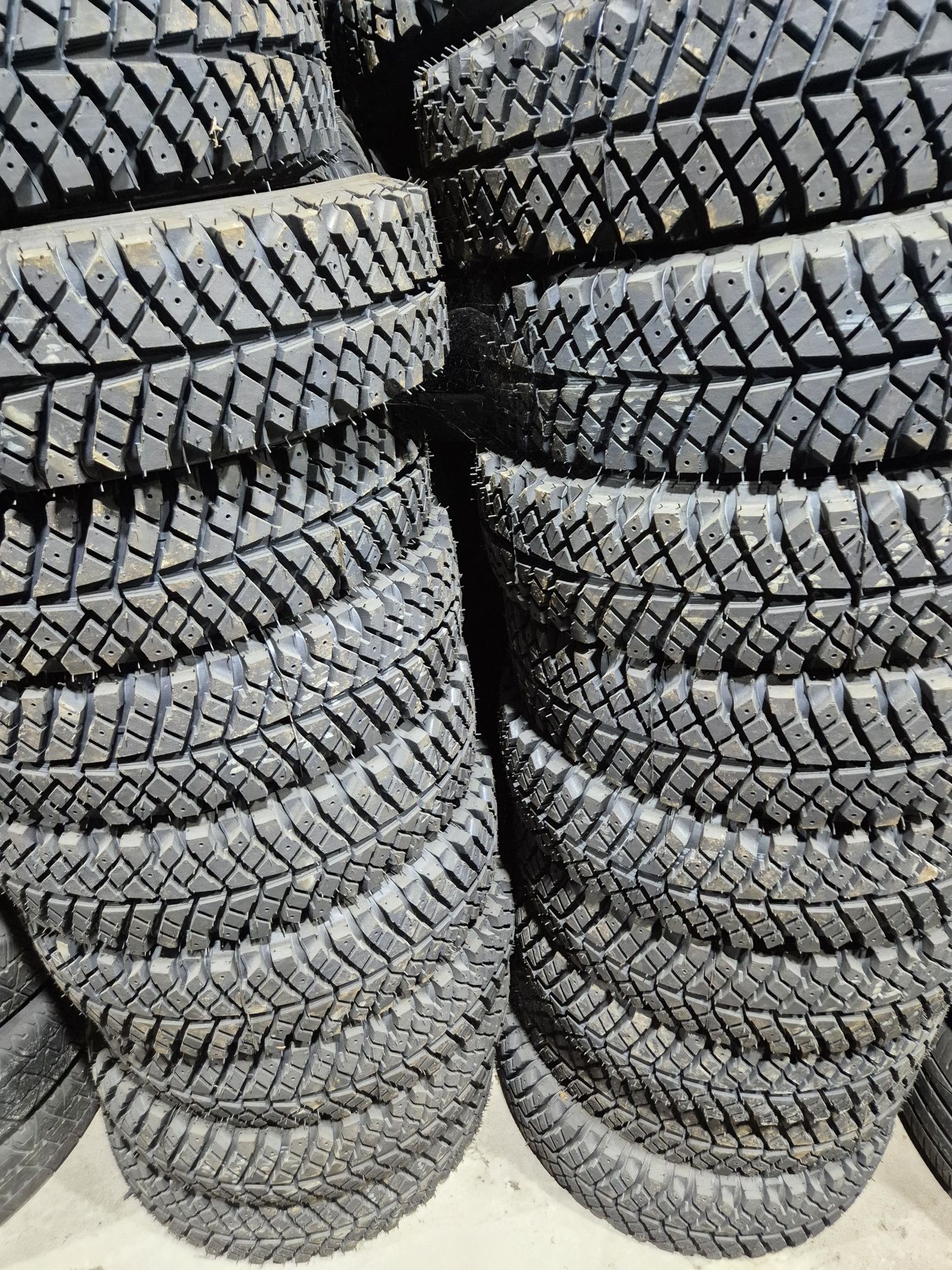 Anvelope off road ,175/70R 14 c