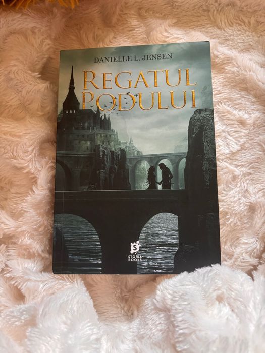 Carte Regatul Podului