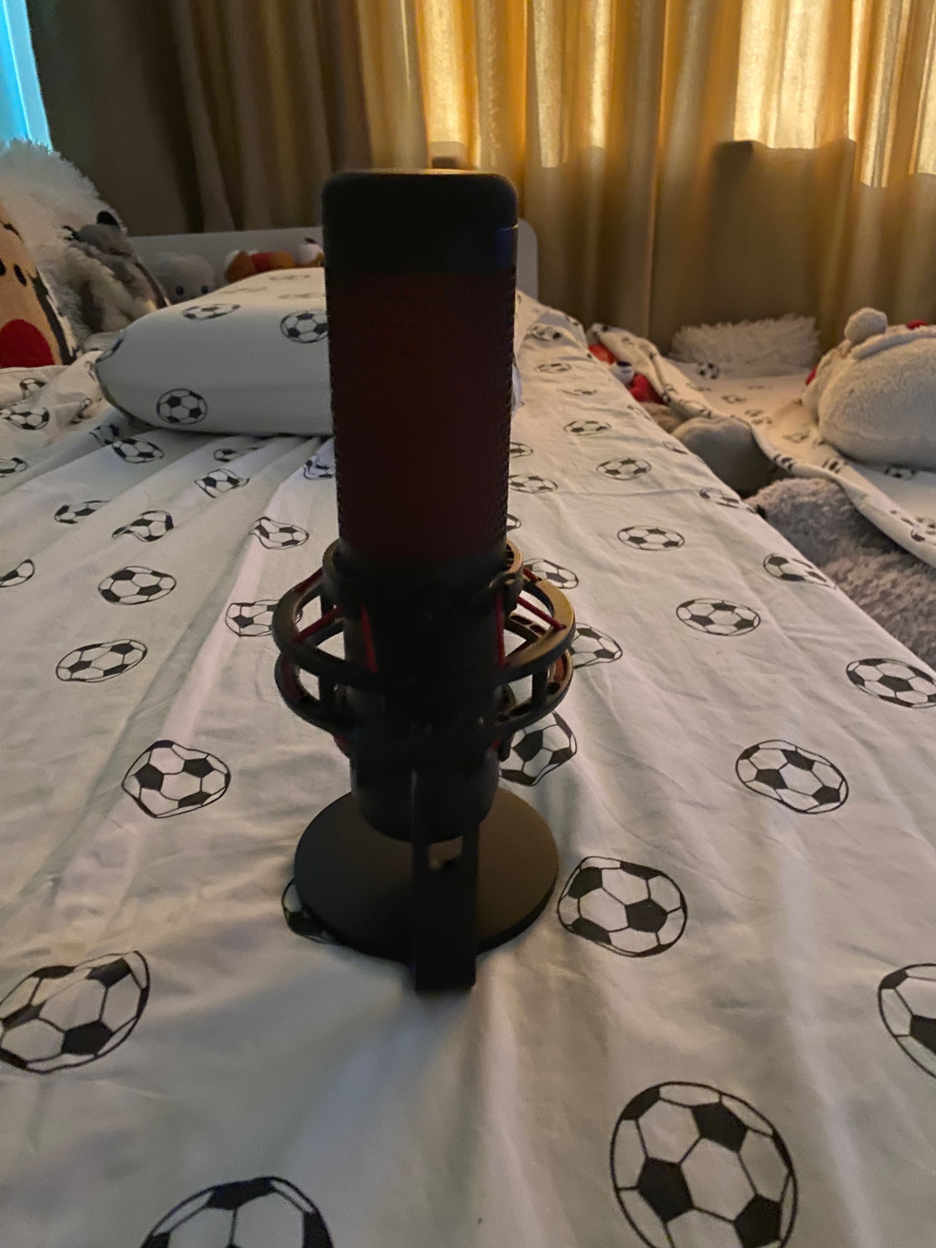 Микрофон HyperX QuadCast